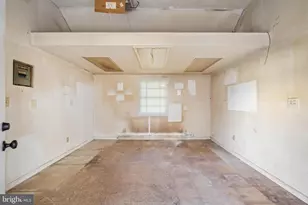 406 N Rock Glen Rd, Baltimore, MD 21229 - Photo 59