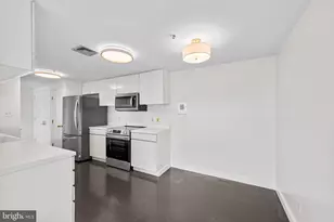 250 S President St, Baltimore, MD 21202 - Photo 15
