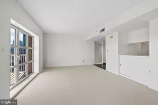 250 S President St, Baltimore, MD 21202 - Photo 7