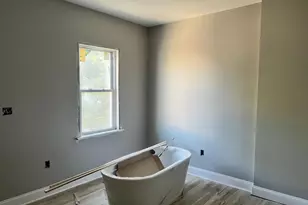 2914 Erdman Ave, Baltimore, MD 21213 - Photo 7