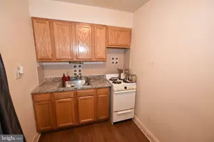 1132 Gleneagle Rd, Baltimore, MD 21239 - Photo 7