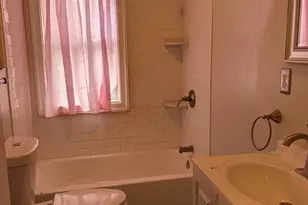 1631 N Hilton St, Baltimore, MD 21216 - Photo 19