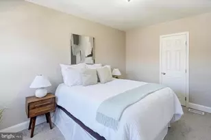 26 N Rosedale St, Baltimore, MD 21229 - Photo 25