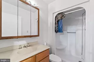 101 N Clinton St, Baltimore, MD 21224 - Photo 13