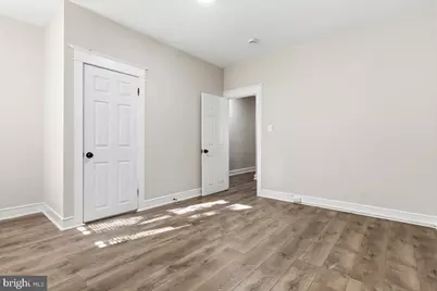 240 N Monastery Avenue, Baltimore, MD 21229 - Photo 15