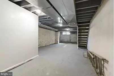240 N Monastery Avenue, Baltimore, MD 21229 - Photo 25