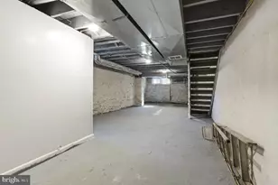 240 N Monastery Ave, Baltimore, MD 21229 - Photo 25