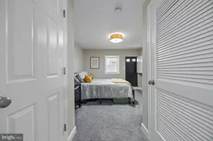 636 S Kenwood Ave, Baltimore, MD 21224 - Photo 31