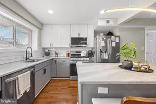 636 S Kenwood Ave, Baltimore, MD 21224 - Photo 9