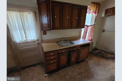 6011 Cedonia Avenue, Baltimore, MD 21206 - Photo 9