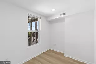 1023 W 37th St, Baltimore, MD 21211 - Photo 17