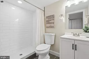 3835 Roland View Ave, Baltimore, MD 21215 - Photo 21