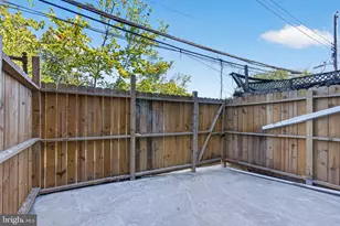 1656 E 25th St, Baltimore, MD 21213 - Photo 29