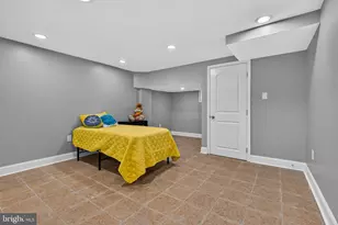 1656 E 25th St, Baltimore, MD 21213 - Photo 21