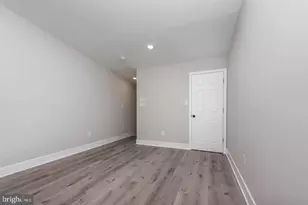 1011 N Mount St, Baltimore, MD 21217 - Photo 15