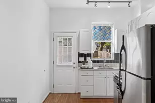 3230 Keswick Rd, Baltimore, MD 21211 - Photo 5
