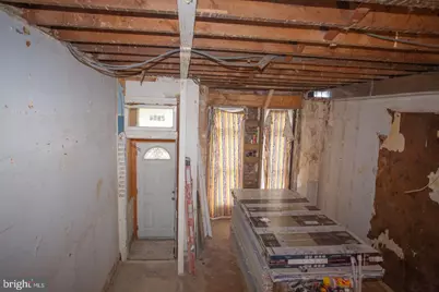 2804 Auchentoroly Terrace, Baltimore, MD 21217 - Photo 5