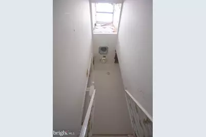 2804 Auchentoroly Terrace, Baltimore, MD 21217 - Photo 3