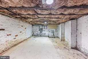 1617 Bank St, Baltimore, MD 21231 - Photo 37