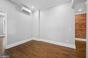 2846 N Calvert St, Baltimore, MD 21218 - Photo 17
