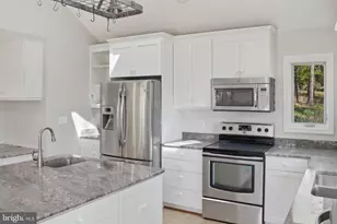 3809 Reas Ford Ln, Earlysville, VA 22936 - Photo 9