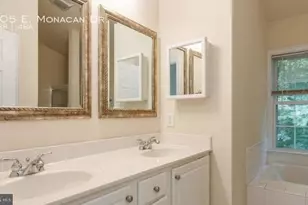 305 E Monacan Dr, Charlottesville, VA 22901 - Photo 7