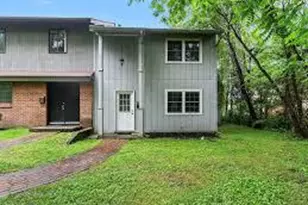 133 Woodlake Dr, Charlottesville, VA 22901 - Photo 1