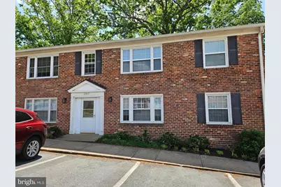 2417 Barracks #1, Charlottesville, VA 22901 - Photo 1