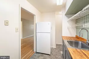 2417 Barracks, Charlottesville, VA 22901 - Photo 15