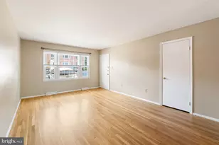 2417 Barracks, Charlottesville, VA 22901 - Photo 9