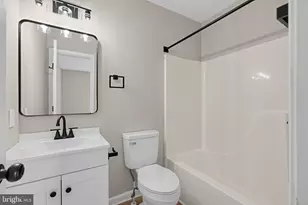 72 Somerset Dr, Weyers Cave, VA 24486 - Photo 11