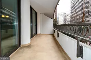 1300 Crystal Dr, Arlington, VA 22202 - Photo 19