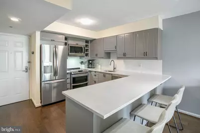 1001 N Randolph Street N #1020, Arlington, VA 22201 - Photo 1
