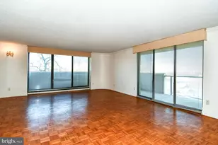 1101 Arlington Ridge Rd, Arlington, VA 22202 - Photo 11