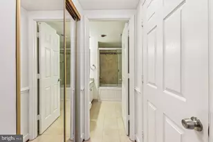 1050 N Taylor St, Arlington, VA 22201 - Photo 25