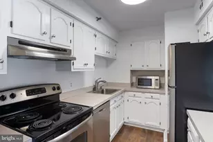 1301 N Courthouse Rd, Arlington, VA 22201 - Photo 15