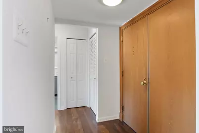 1301 N Courthouse Road #1401, Arlington, VA 22201 - Photo 9