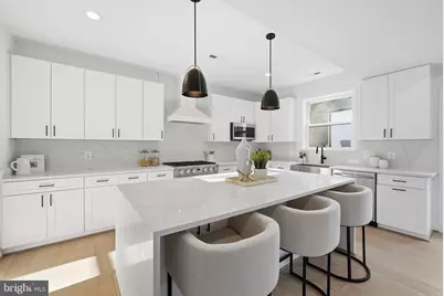 2106 S Kenmore Street, Arlington, VA 22204 - Photo 3