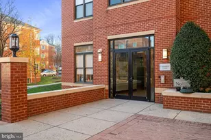 2220 N Fairfax Dr, Arlington, VA 22201 - Photo 5