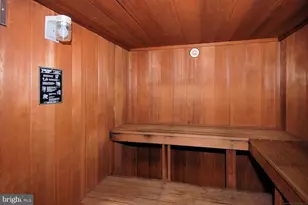 1016 S Wayne St, Arlington, VA 22204 - Photo 25