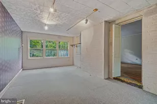 2407 N Vermont St, Arlington, VA 22207 - Photo 9