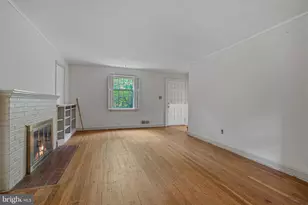 2407 N Vermont St, Arlington, VA 22207 - Photo 3