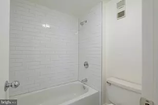 1016 S Wayne Street S, Arlington, VA 22204 - Photo 37