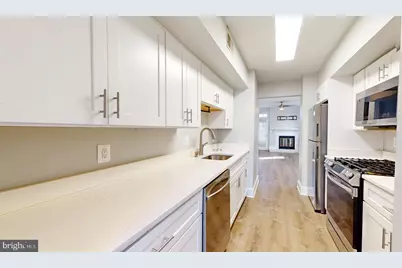 2011 N Oakland Street, Arlington, VA 22207 - Photo 7