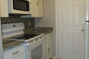 2618 S Arlington Mill Dr, Arlington, VA 22206 - Photo 9