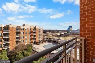 3650 S Glebe Rd, Arlington, VA 22202 - Photo 37