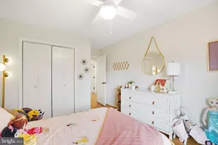 2047 N Abingdon St, Arlington, VA 22207 - Photo 29
