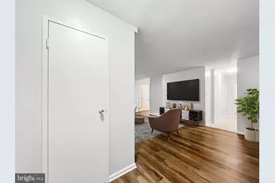 4390 Lorcom Lane #512, Arlington, VA 22207 - Photo 3