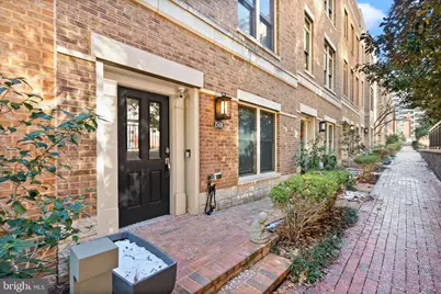 1508 16th Court N, Arlington, VA 22209 - Photo 3