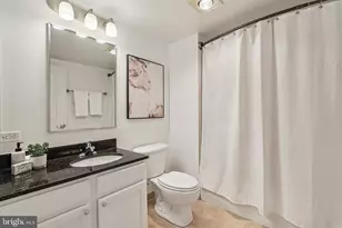 880 N Pollard St, Arlington, VA 22203 - Photo 17